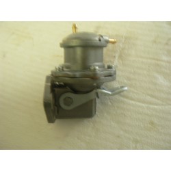 pompe à essence à levier...