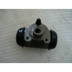 cyl. roue avant (arrivée...