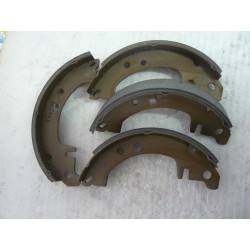 4 machoires neuves Renault...