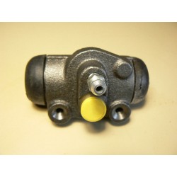 Cyl roue AR 204 304 07/75 à...