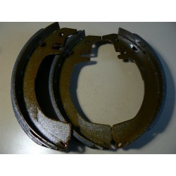 4 machoires de frein (2...
